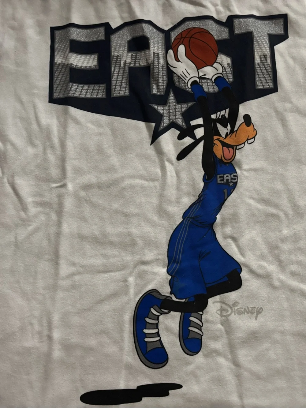 Disney Goofy White Graphic Tee Basketball All Star